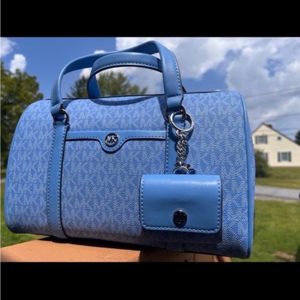 Michael Kors South Pacific Medium Duffle Satchel Crossbody NWT AirPods Charm